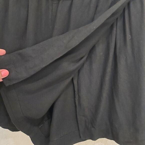 F. Muriel Black Skort Linen Blend - Picture 3 of 7